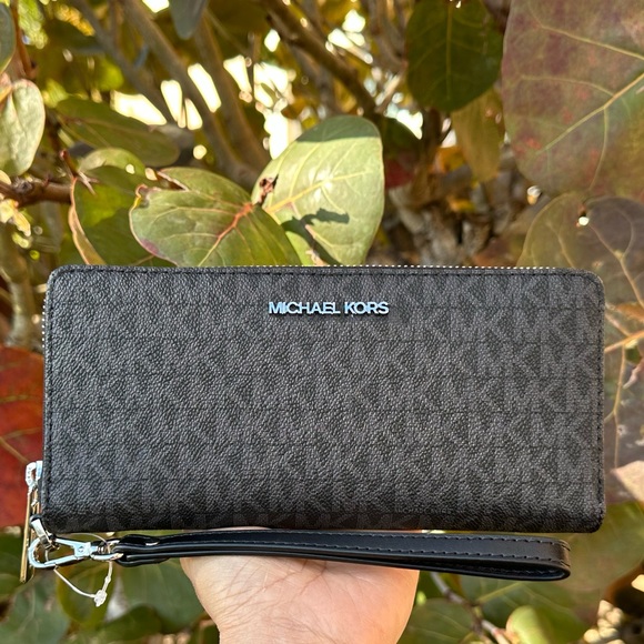 Michael Kors Jet Set Continental L Wallet MK Black - Picture 1 of 9